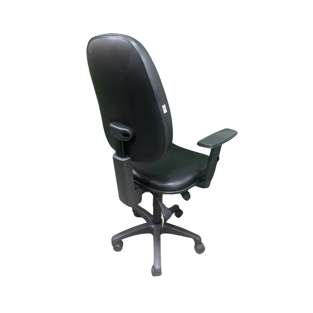 Cadeira Internauta Lisa - Courvin Preto -...